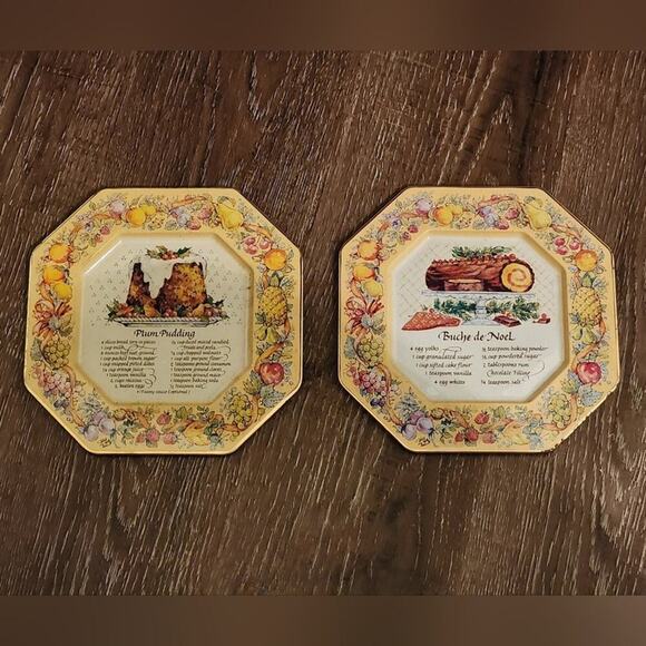 Vintage Avon‎ Plum Pudding and Buche de Noel recipe decorative metal plates - Picture 1 of 6